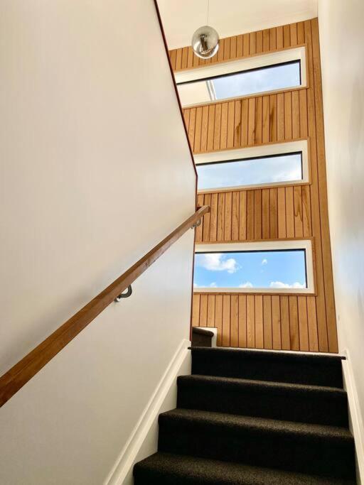 Morden Spacious New House Hamilton Esterno foto