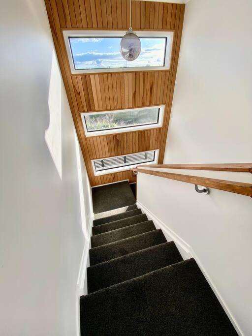 Morden Spacious New House Hamilton Esterno foto