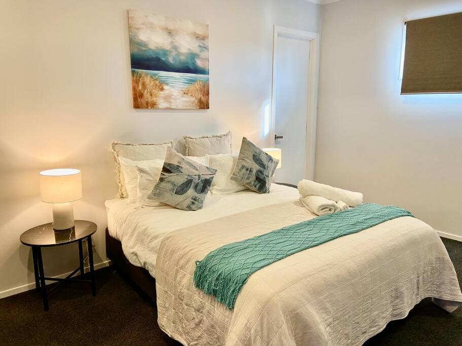 Morden Spacious New House Hamilton Esterno foto